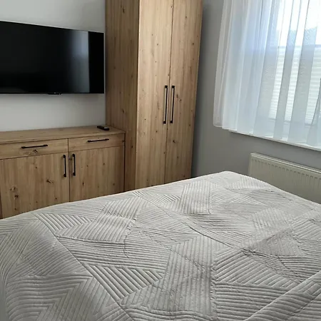Apartment Esensja Iii
